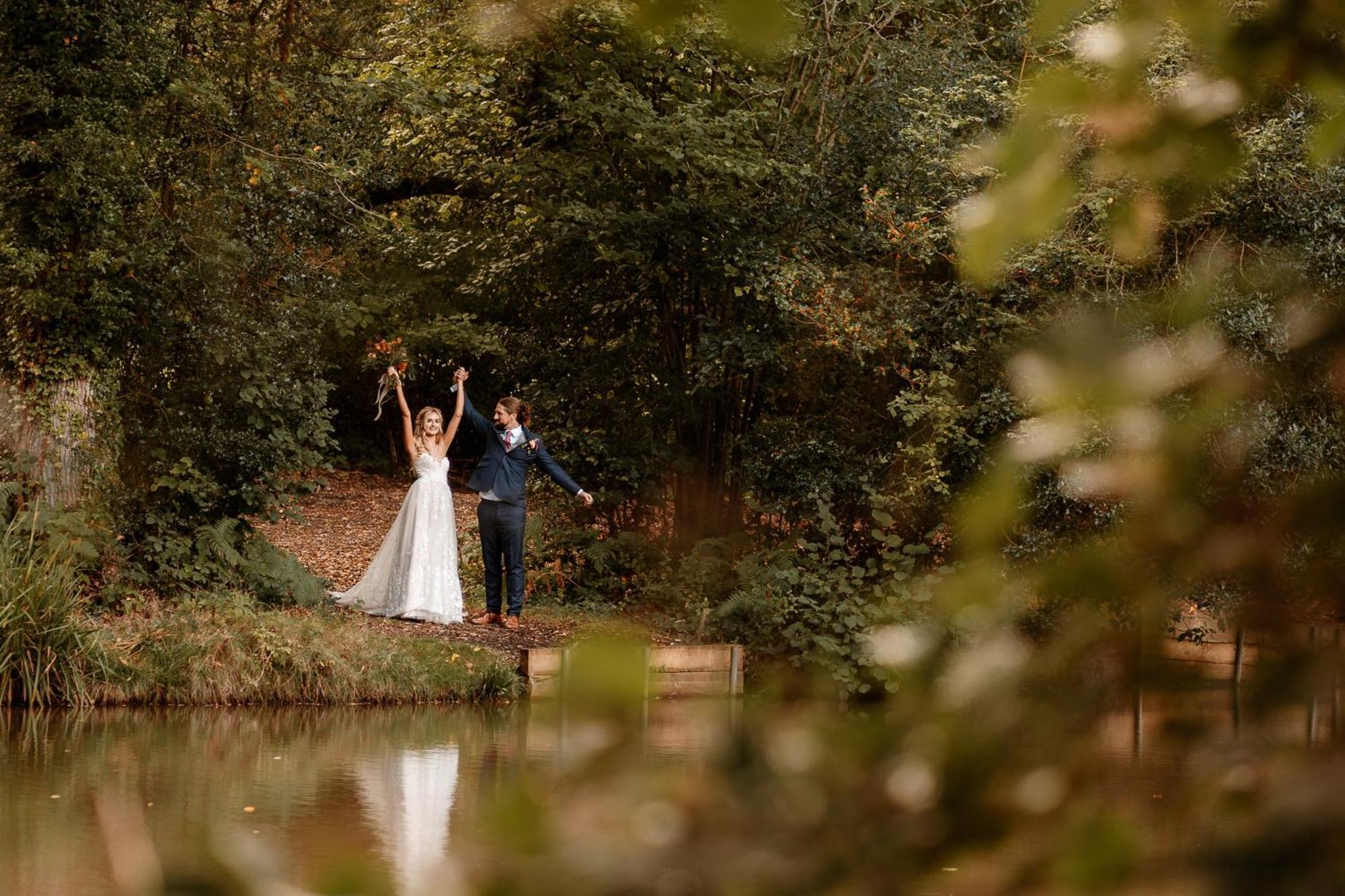Voco Lythe Hill Hotel & Spa By Ihg Haslemere Bagian luar foto